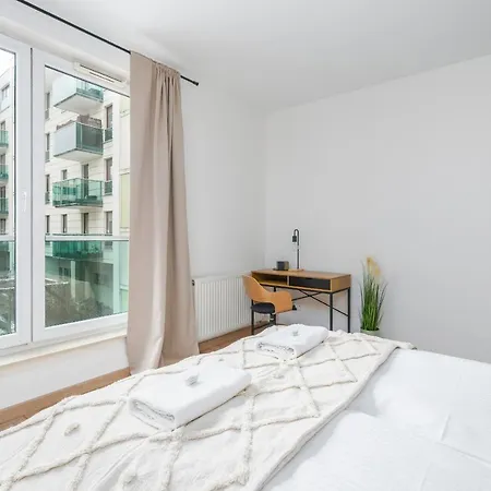 Arena Lux Kasprowicz Park By Renters Prestige アパート