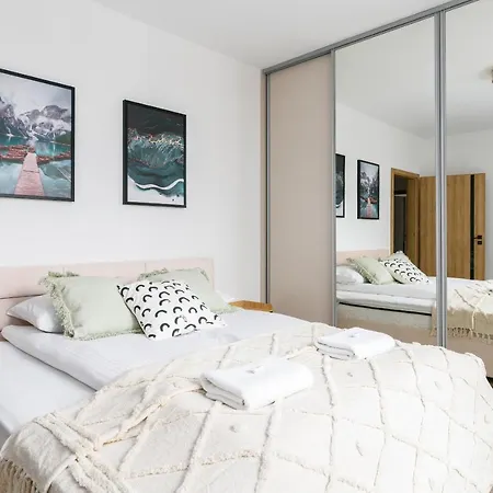 Arena Lux Kasprowicz Park By Renters Prestige Apartamento Poznan