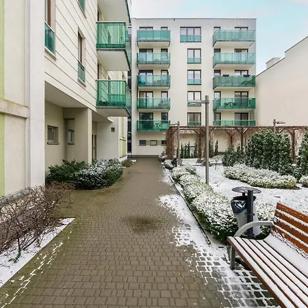 Arena Lux Kasprowicz Park By Renters Prestige Apartment