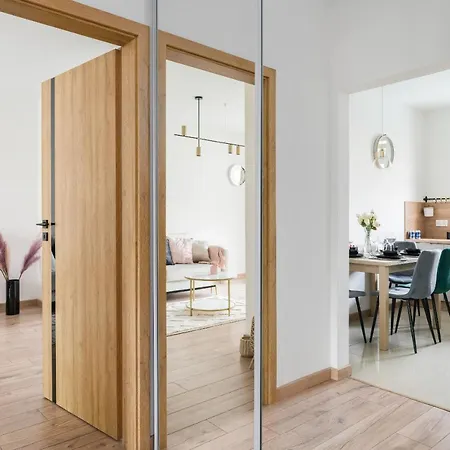 Arena Lux Kasprowicz Park By Renters Prestige * بوزنان